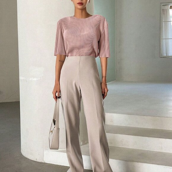 Dusty Pink Casual Women's Solid Color Pleated Short Sleeve T-Shirt - Picture 4 of 5